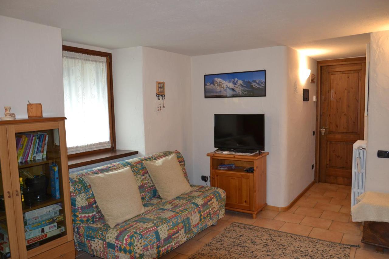Alle Pendici Del Monte Rosa ชัมโปลุก ภายนอก รูปภาพ